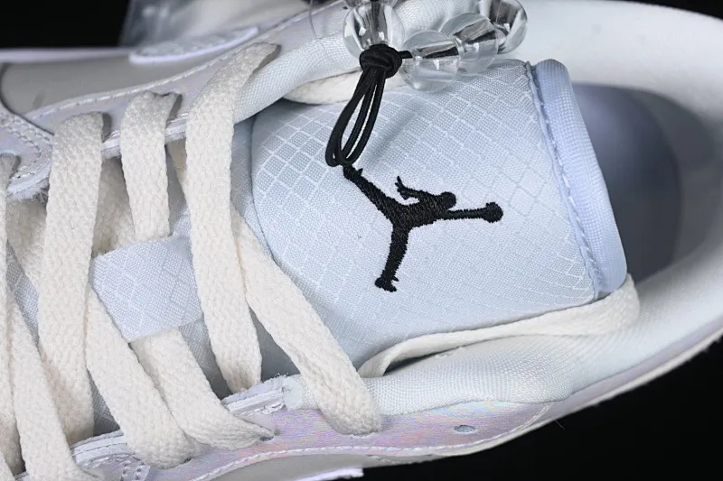All Categories Air Jordan Jordan Series Basketball Shoes Air Jordan 1 Low Air Jordan 1 Low "Year of the Snake 2025" AJ1 Joe 1 Beige Symphony Pearlescent Low-top Cultural Basketball Shoes HF4080-001